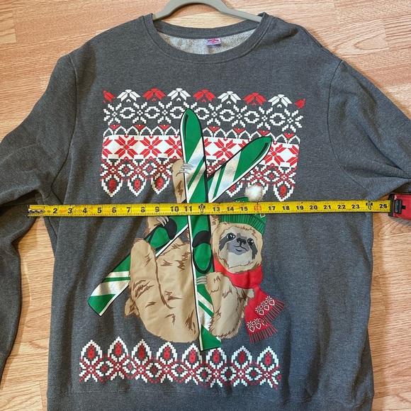 Holiday Time Gray and Green Crewneck Christmas Sweater Size 2XL - Picture 4 of 7